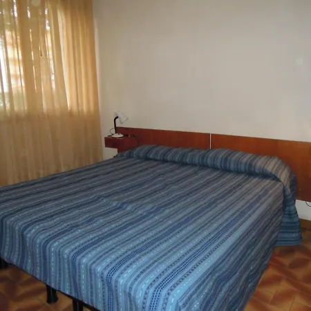 Lovely Just 500m From The Sea