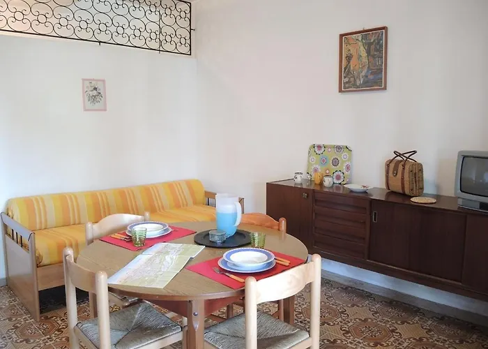 Lovely Just 500mt From The Sea